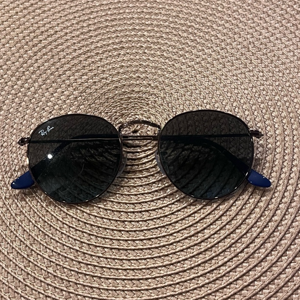 Ray-Ban Black and Blue Round Sunglasses